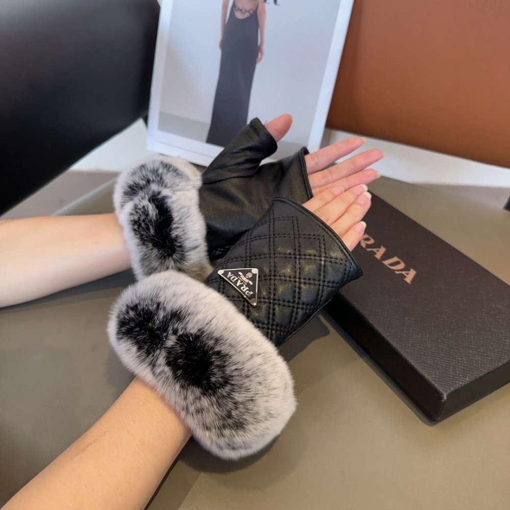 Перчатки кожаные женские фото 2