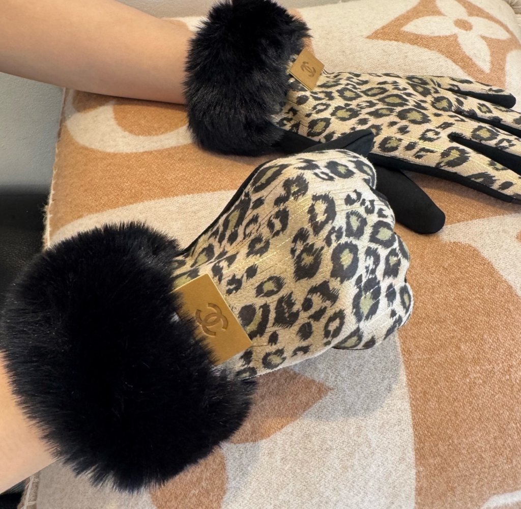 Перчатки кожаные женские фото 3