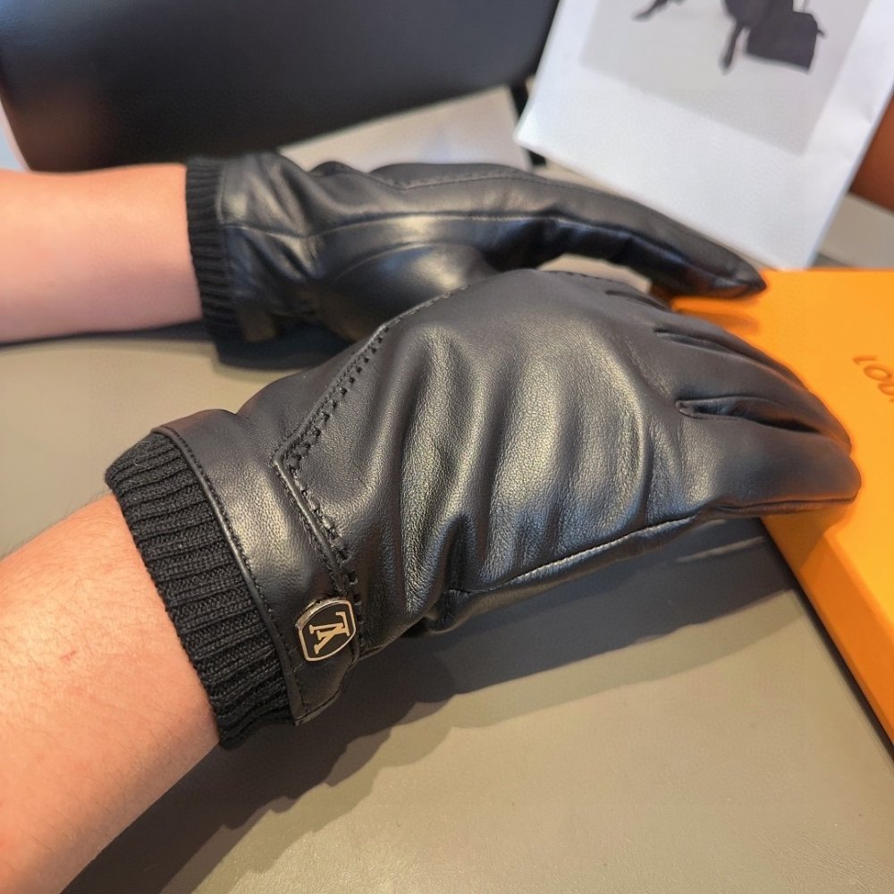 Перчатки кожаные женские фото 3