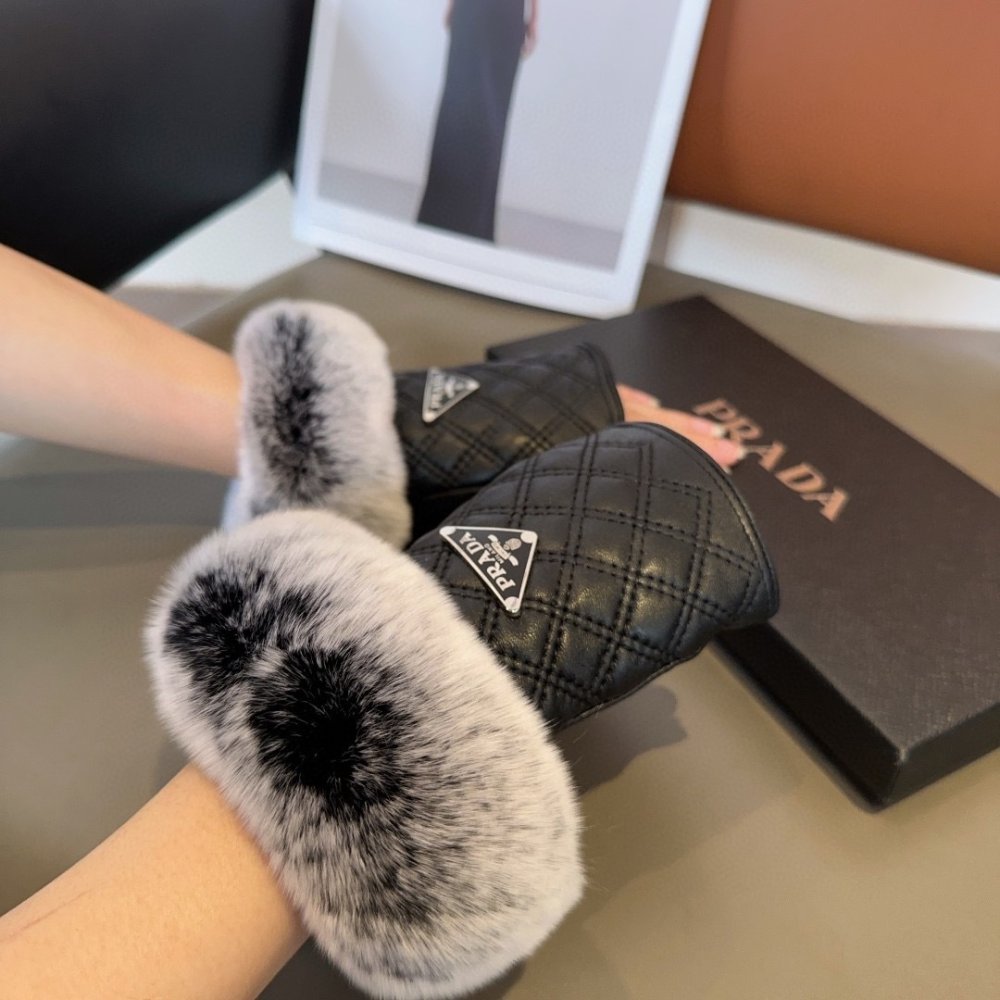 Перчатки кожаные женские фото 3