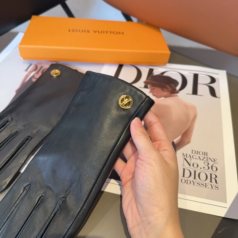 Перчатки кожаные женские фото 4