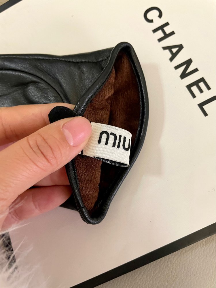 Gloves leather women's фото 5