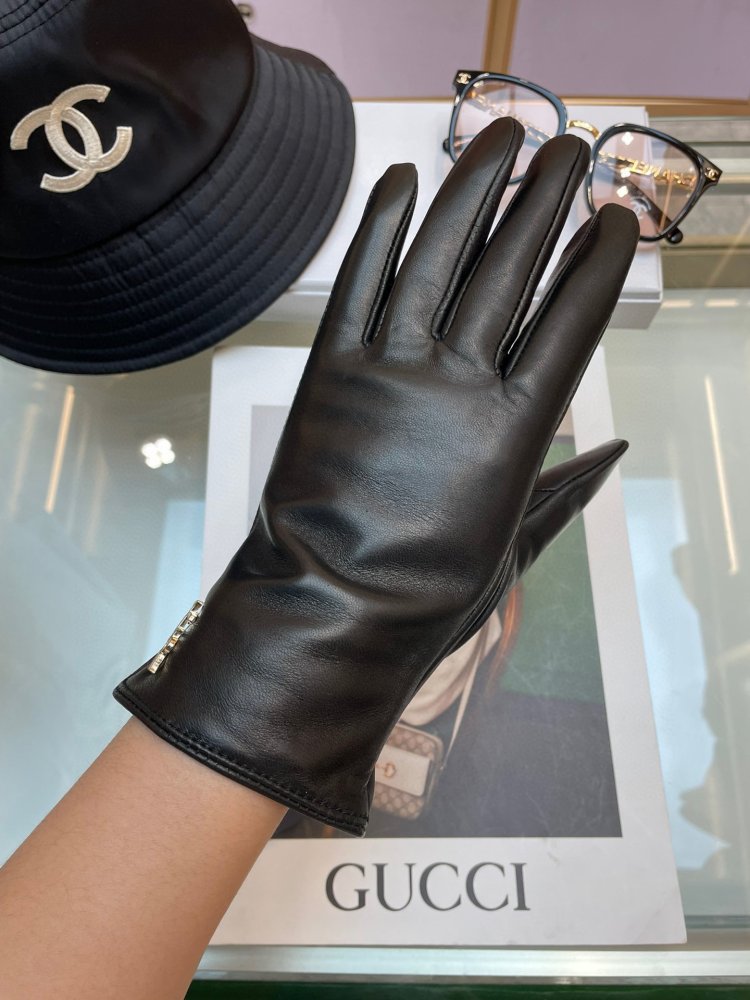 Перчатки кожаные женские фото 5