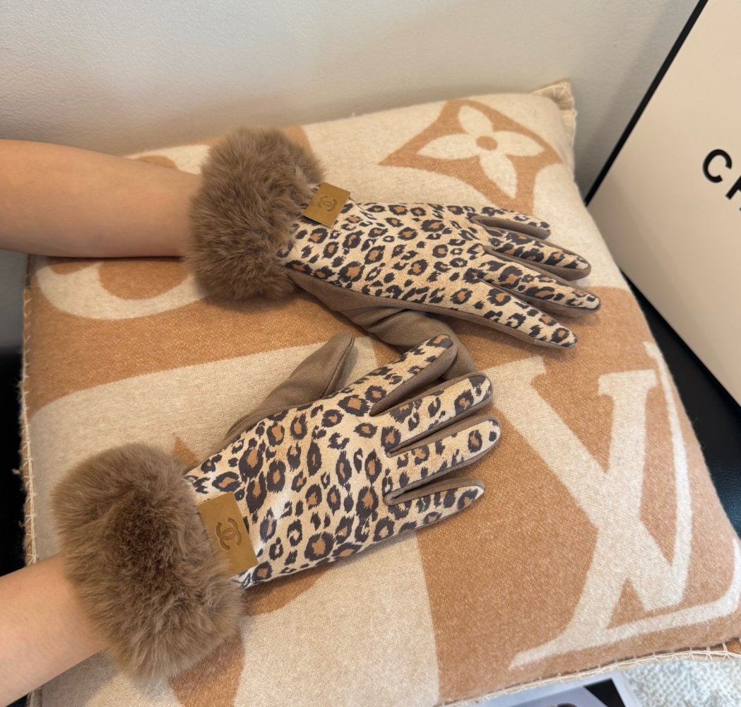 Перчатки кожаные женские фото 5