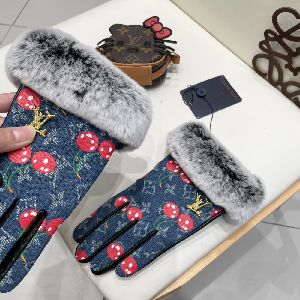 Перчатки кожаные женские фото 5