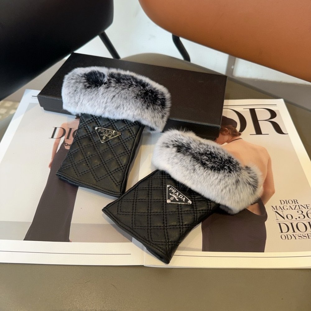 Перчатки кожаные женские фото 5