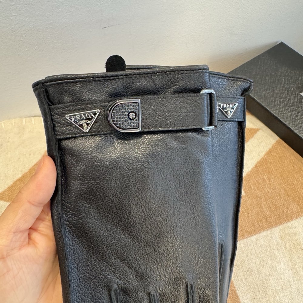 Перчатки кожаные женские фото 6