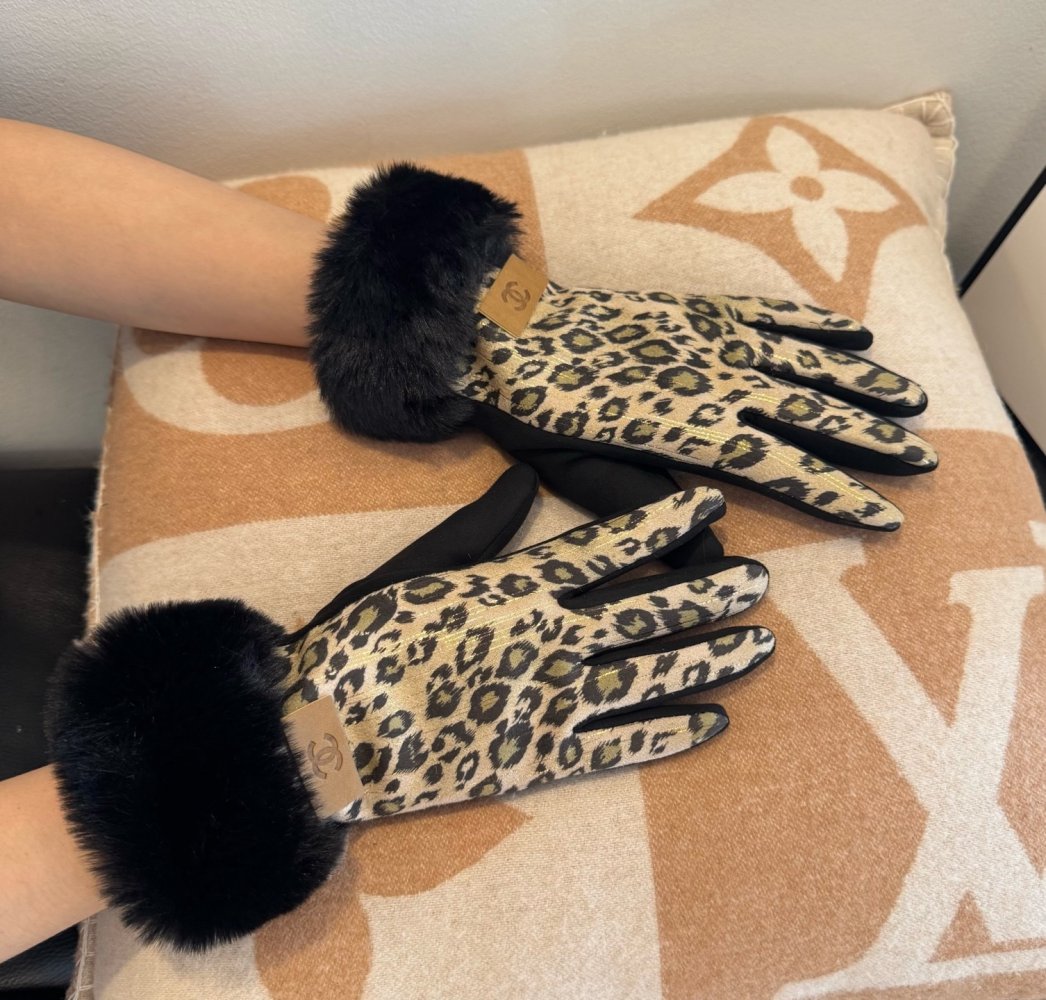 Перчатки кожаные женские фото 7