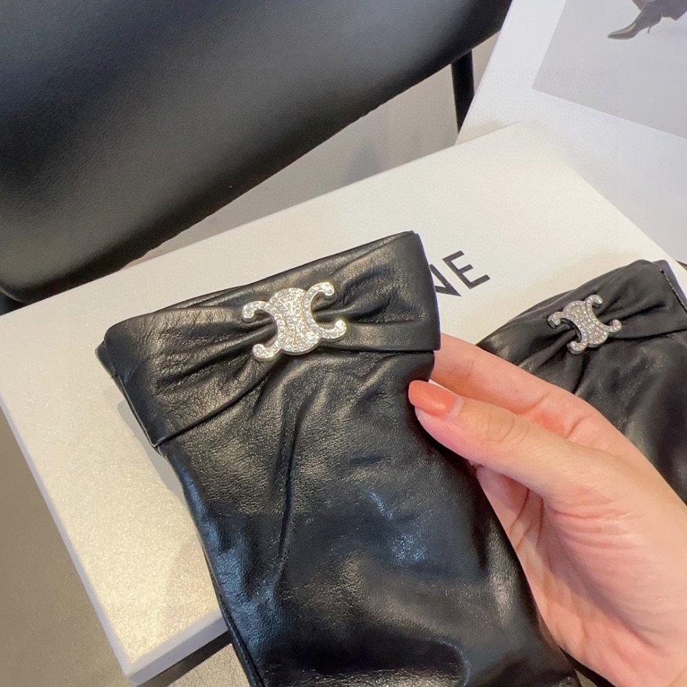 Перчатки кожаные женские фото 7