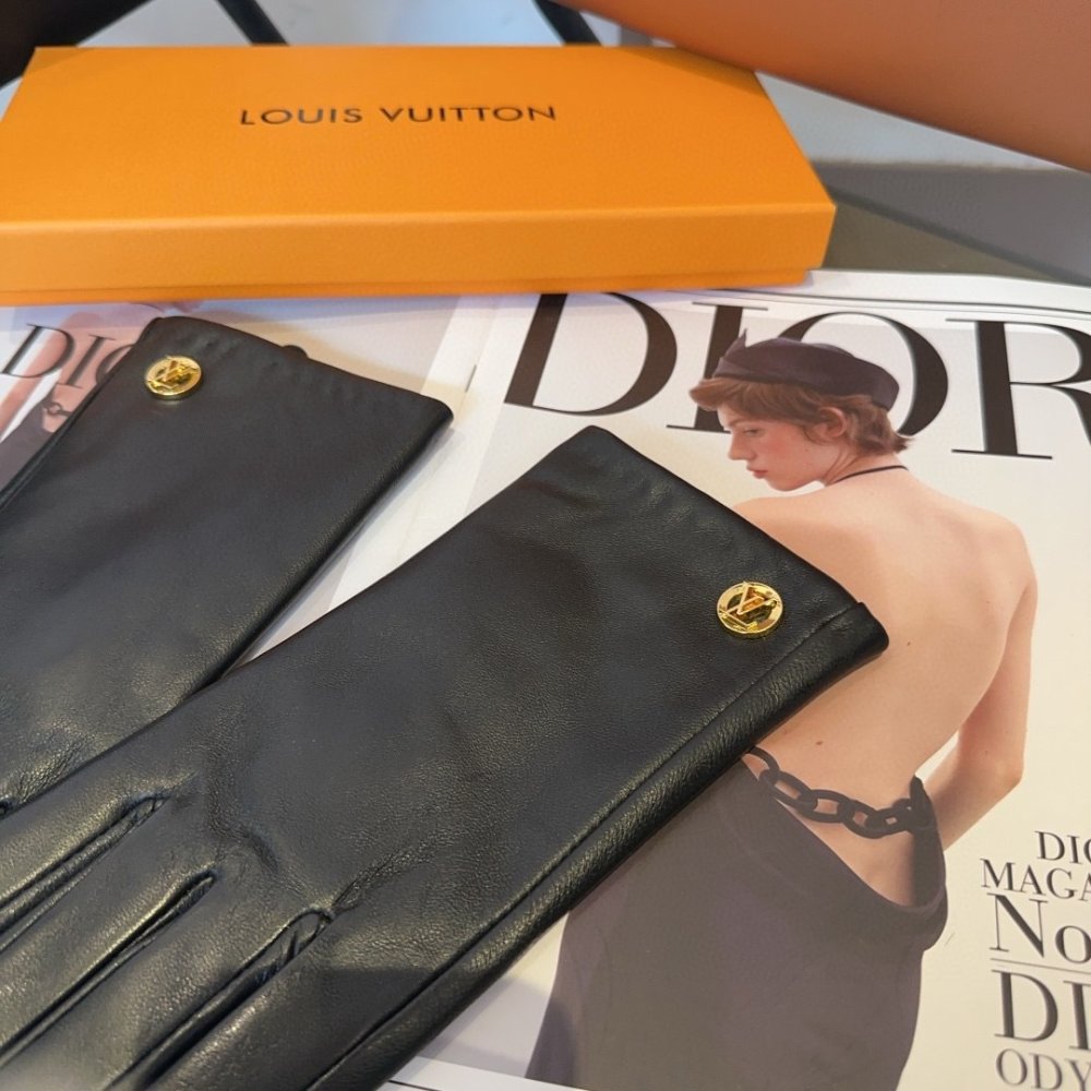 Перчатки кожаные женские фото 7