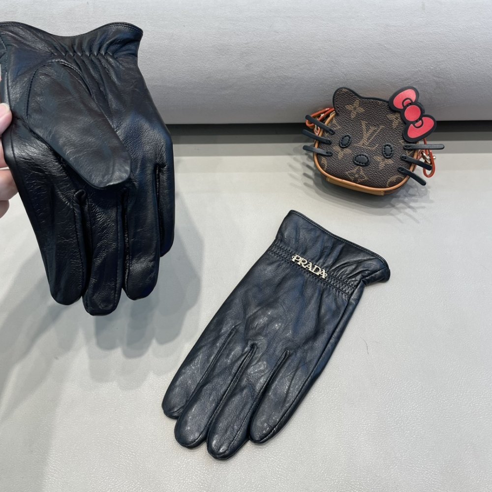 Перчатки кожаные женские фото 7