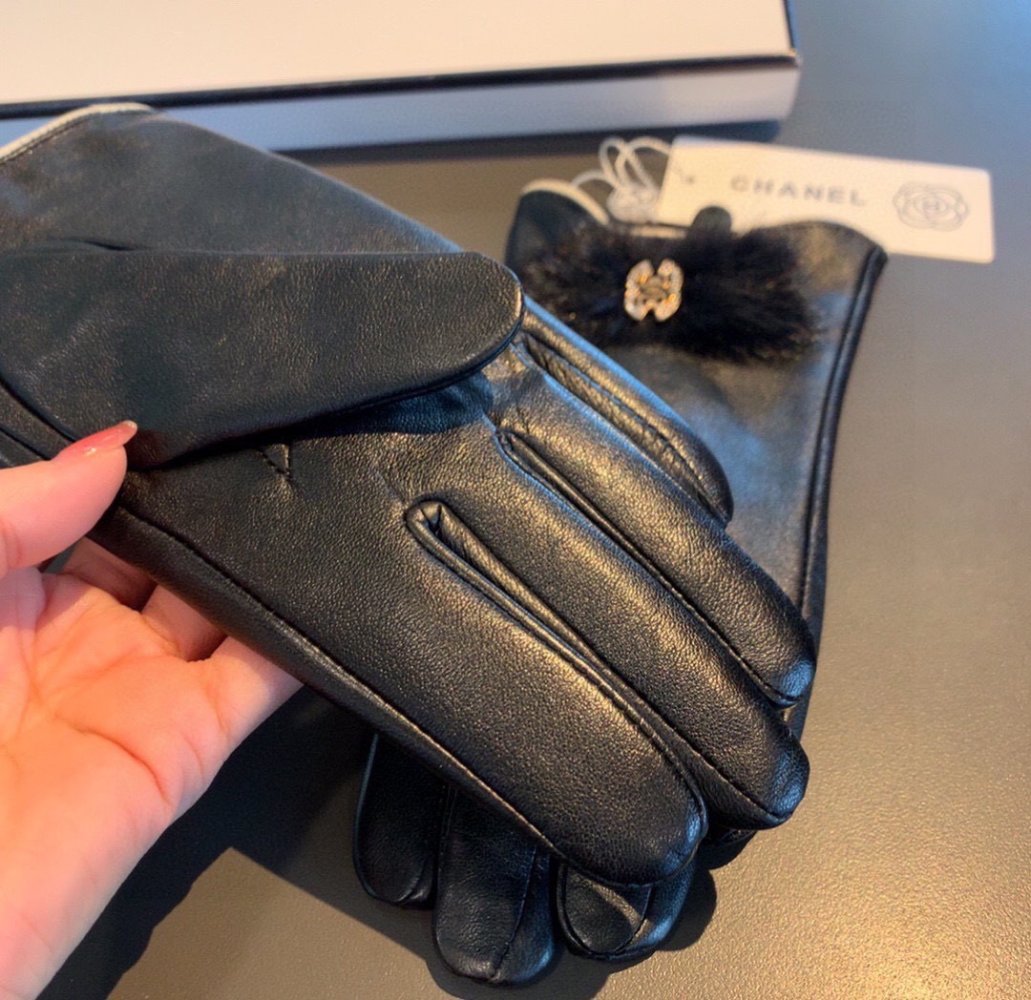 Перчатки кожаные женские фото 7