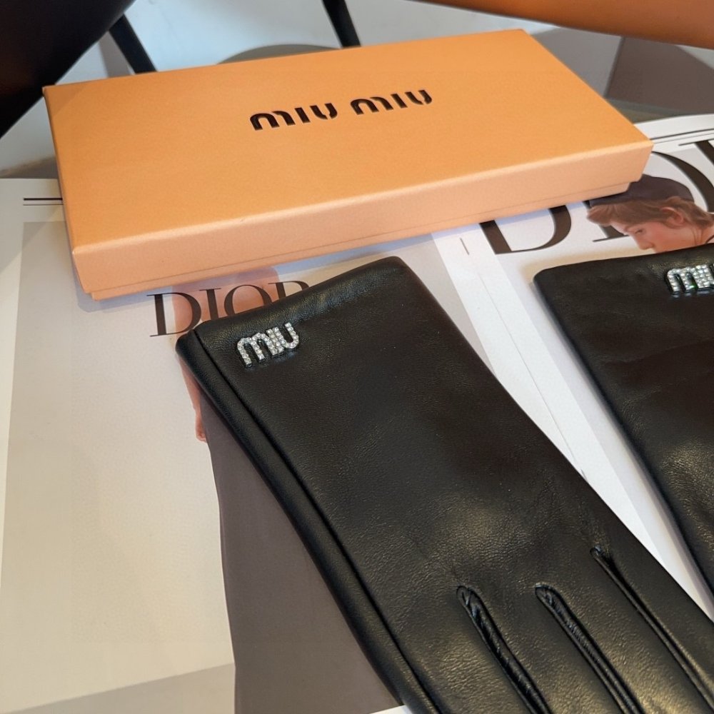 Перчатки кожаные женские фото 8