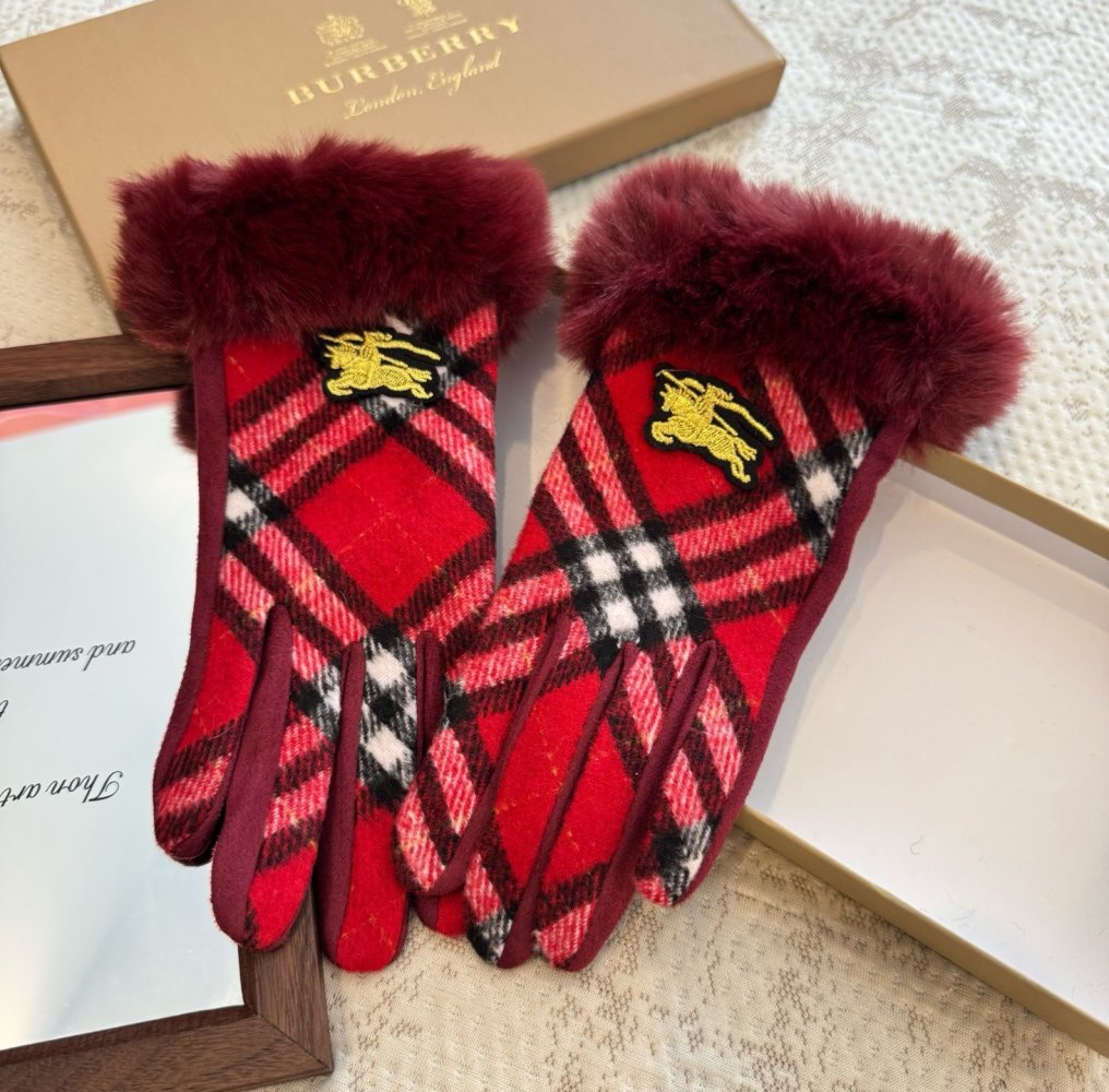 Gloves woolen women's фото 10