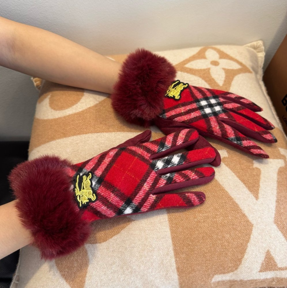 Gloves woolen women's