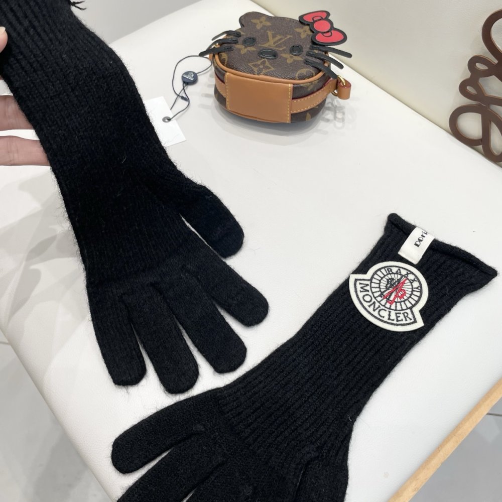 Gloves woolen women's фото 4