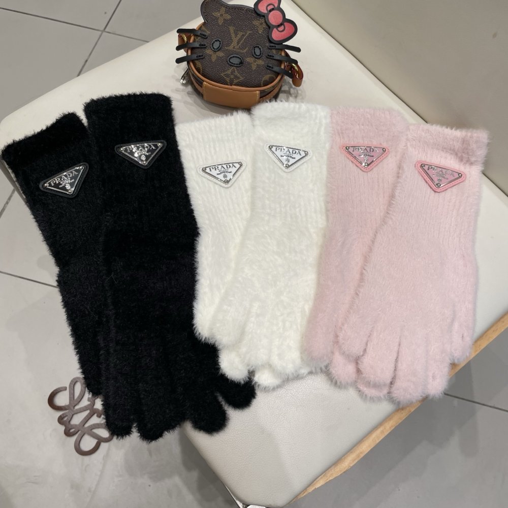 Gloves woolen women's фото 5