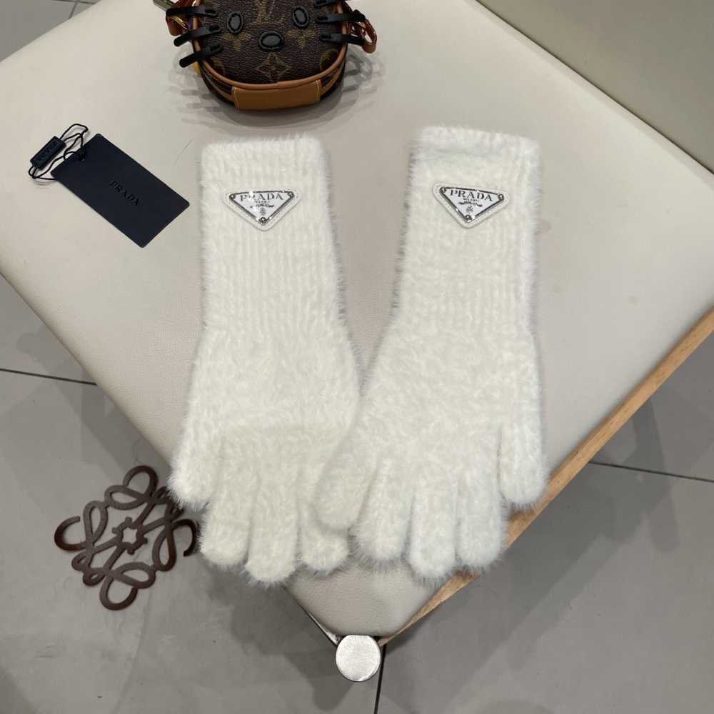 Gloves woolen women's фото 6