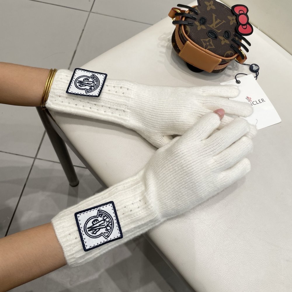 Перчатки шерстяные женские фото 6