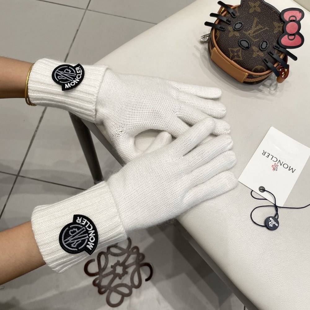 Рукавички вовняні жіночі фото 6