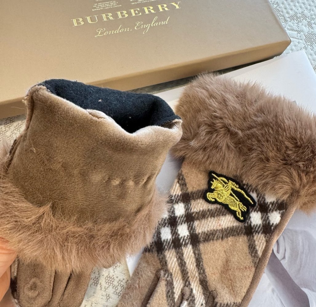 Gloves woolen women's фото 6