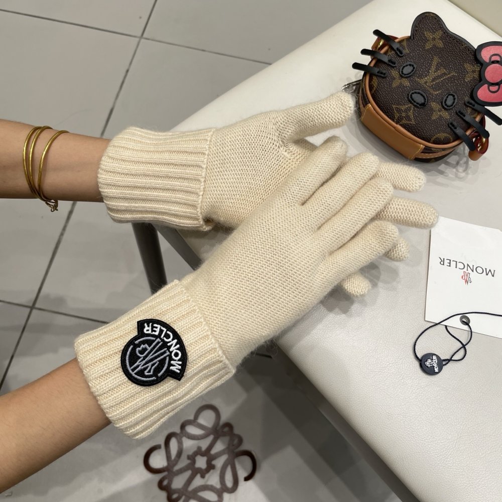 Перчатки шерстяные женские фото 7