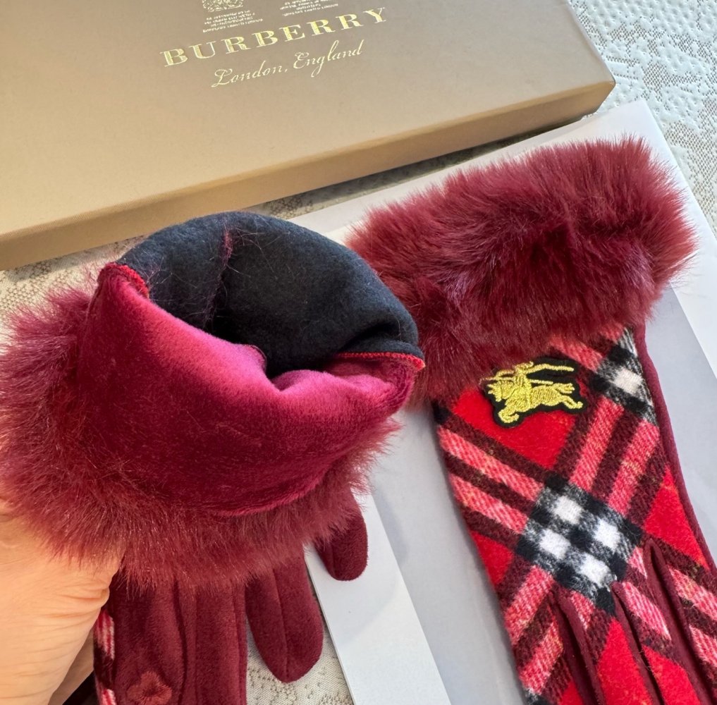 Gloves woolen women's фото 8