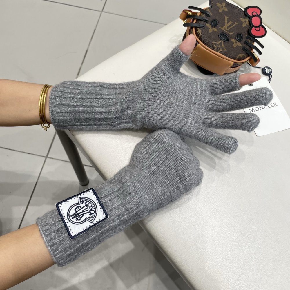 Перчатки шерстяные женские фото 9