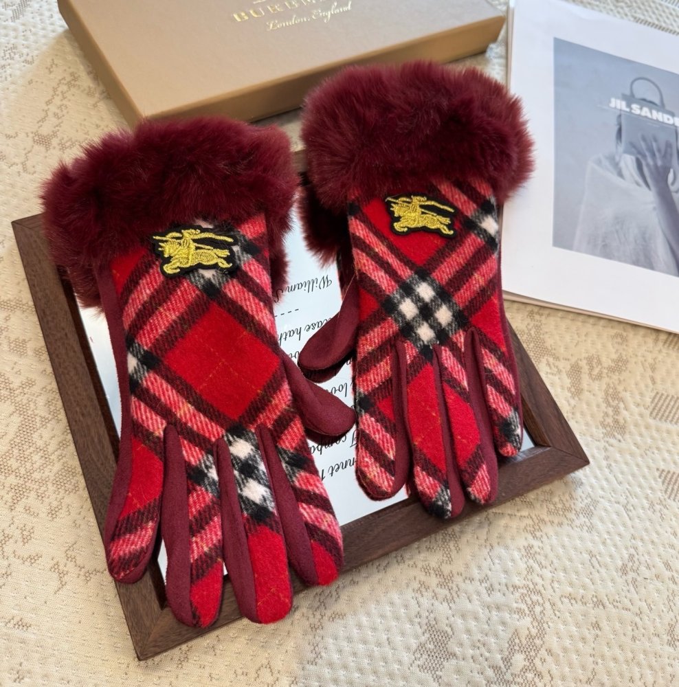 Gloves woolen women's фото 9