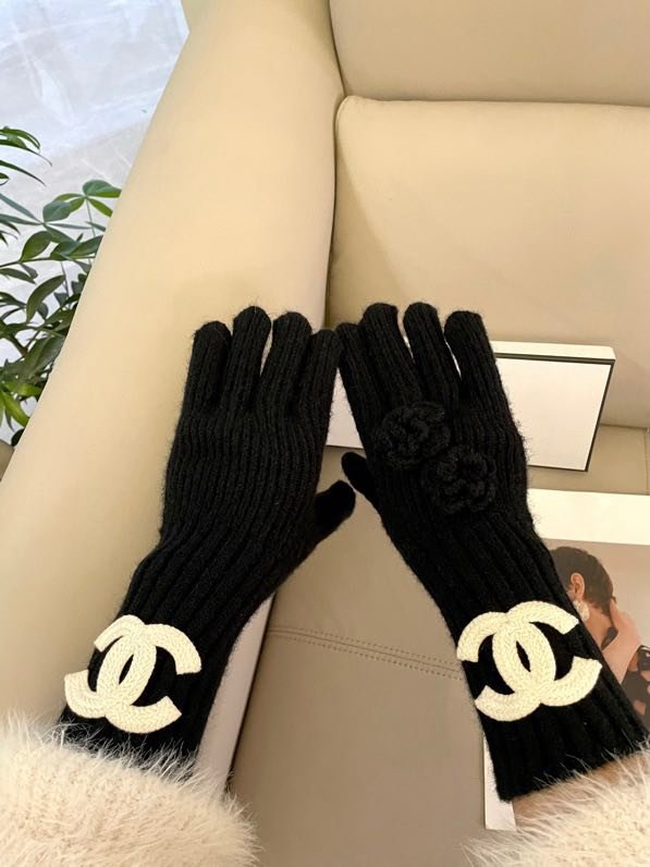 Gloves women's