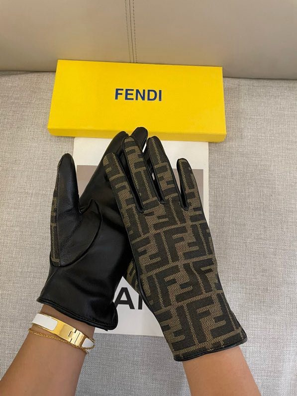 Перчатки женские фото 8