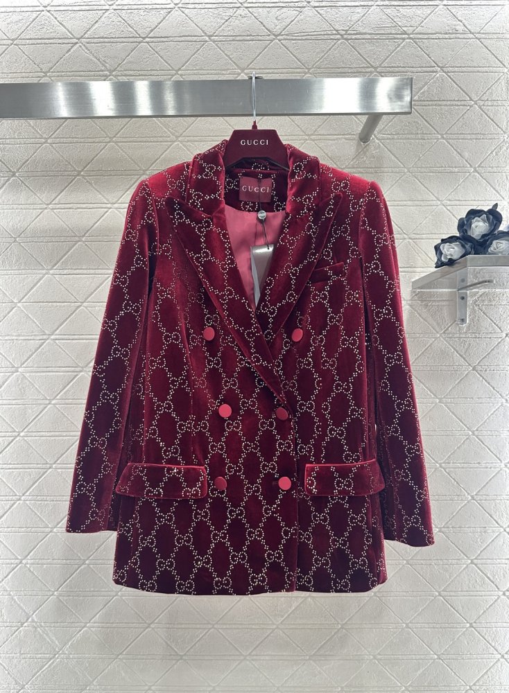 Піджак оксамитовий жіночий