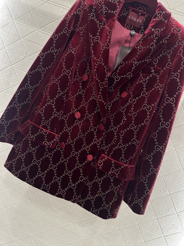 Піджак оксамитовий жіночий фото 5