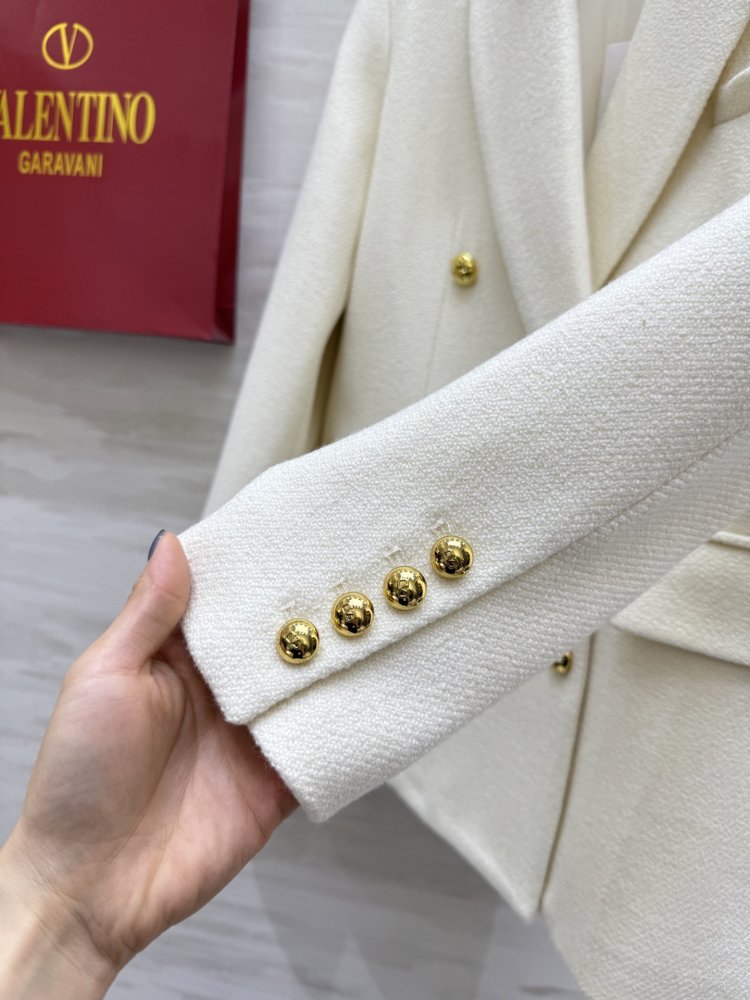 Пиджак белый женский фото 2