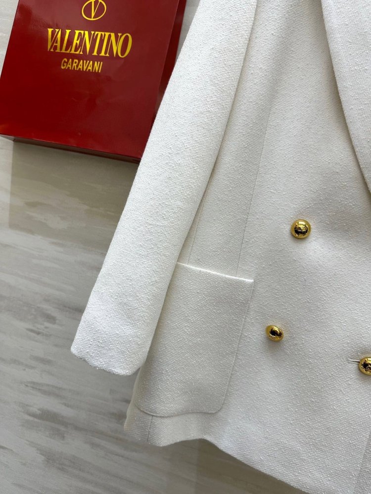 A jacket white female фото 5