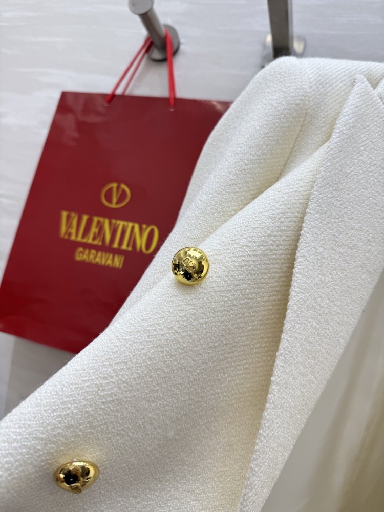 Пиджак белый женский фото 9