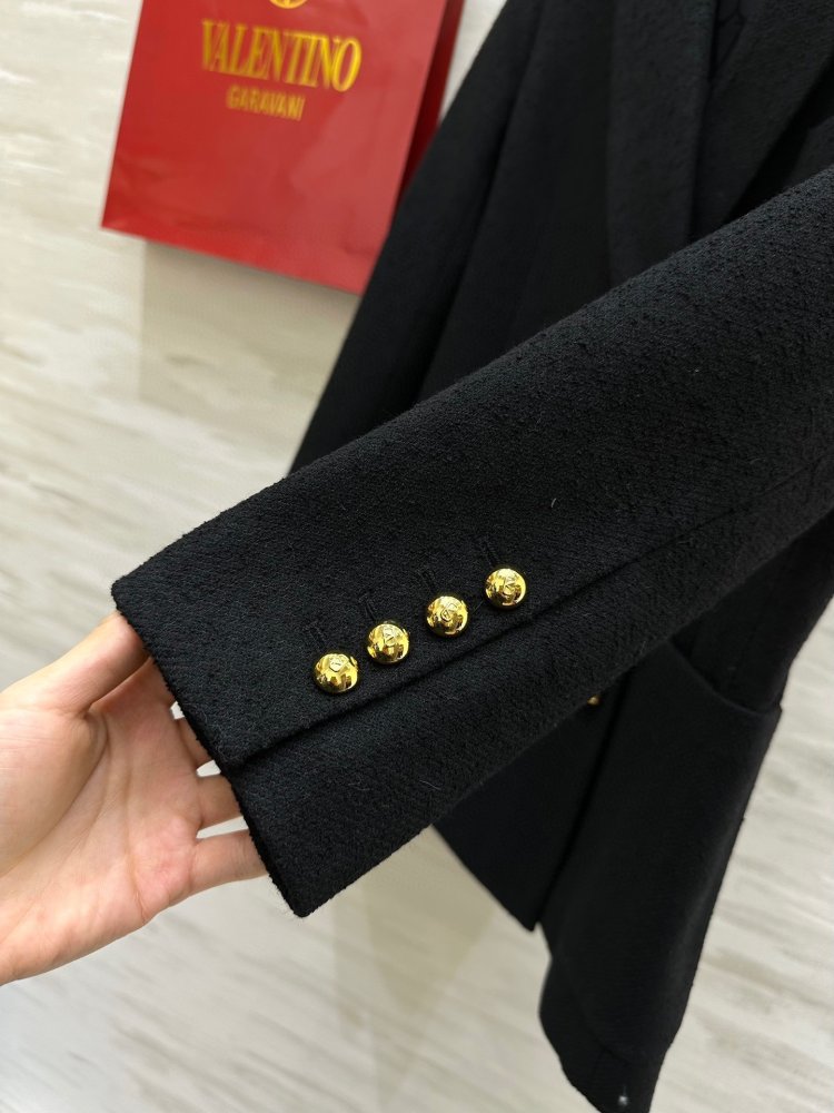 Пиджак черный женский фото 6