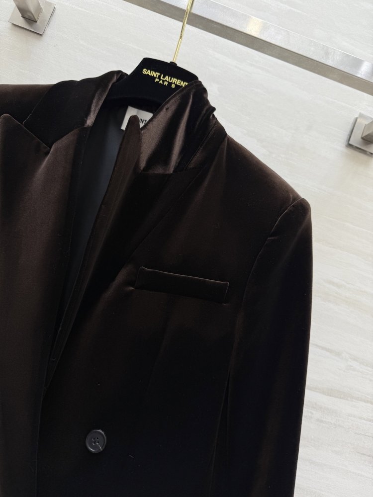 Пиджак двубортный женский фото 3