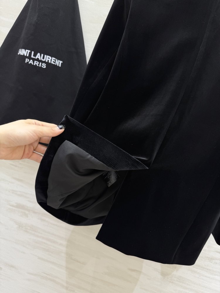 Пиджак двубортный женский фото 8