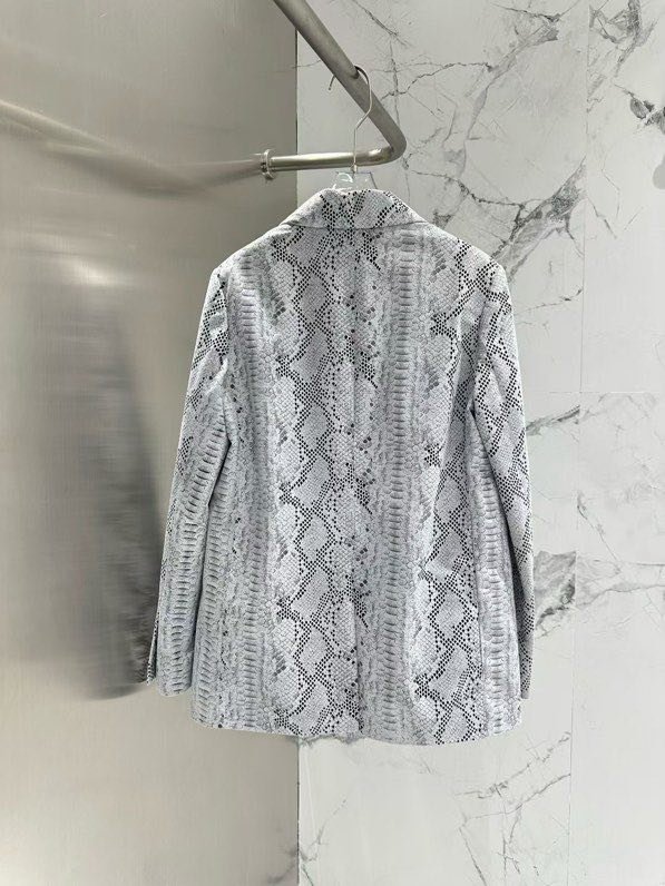 Пиджак кожаный женский фото 2