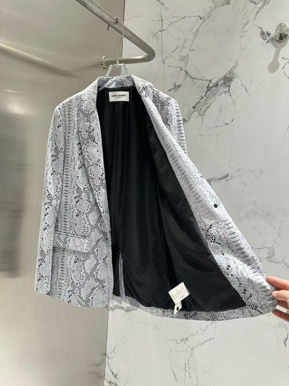 Пиджак кожаный женский фото 7