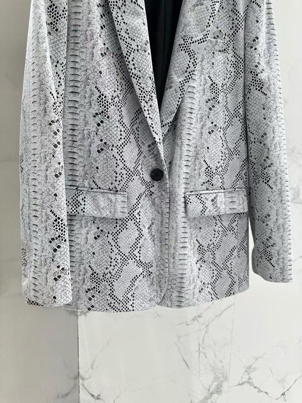 Пиджак кожаный женский фото 8