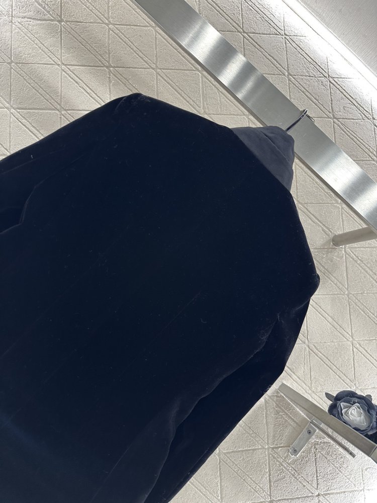 Піджак на однією гудзика жіночий фото 4