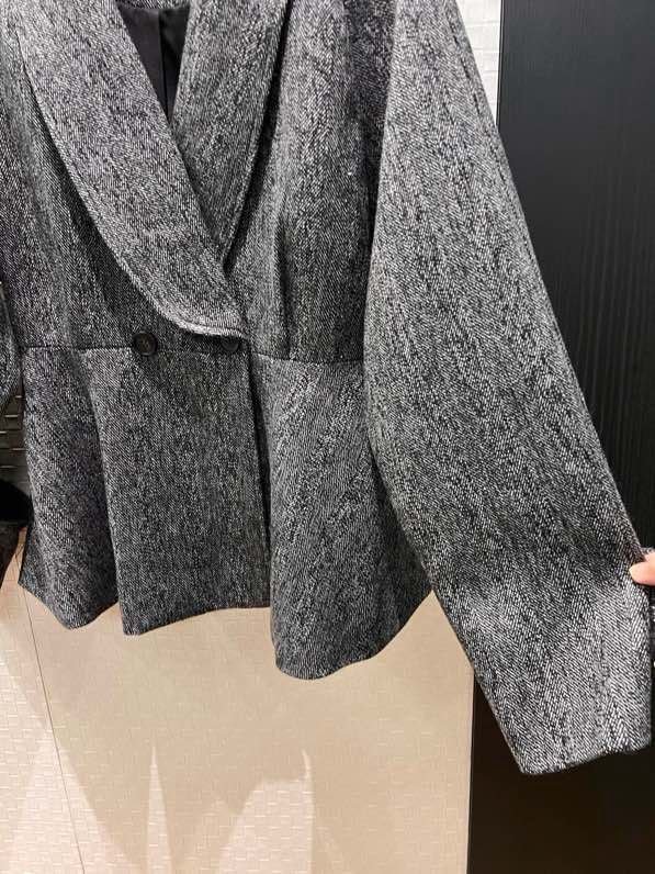 Піджак приталений жіночий фото 2