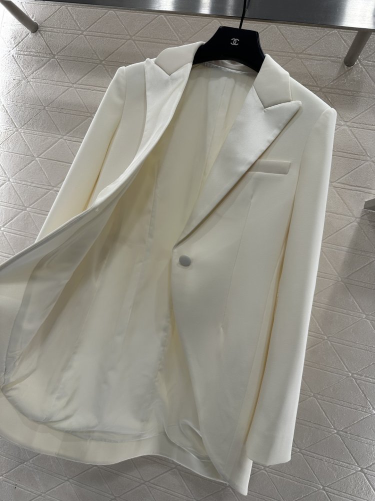 Пиджак средней длины с отворотами фото 7