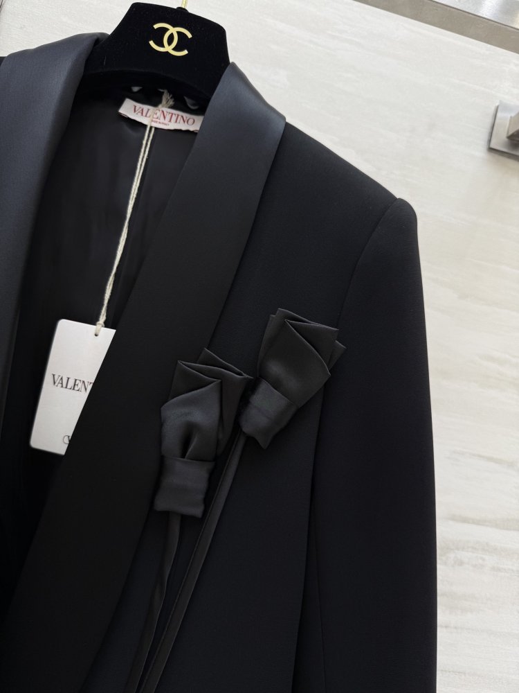 Пиджак женский атласный фото 2