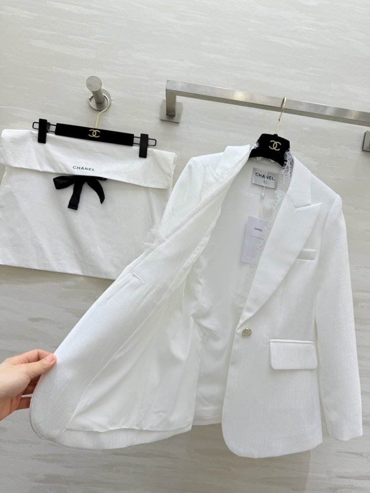 Піджак жіночий білий з мереживний обробкою фото 6