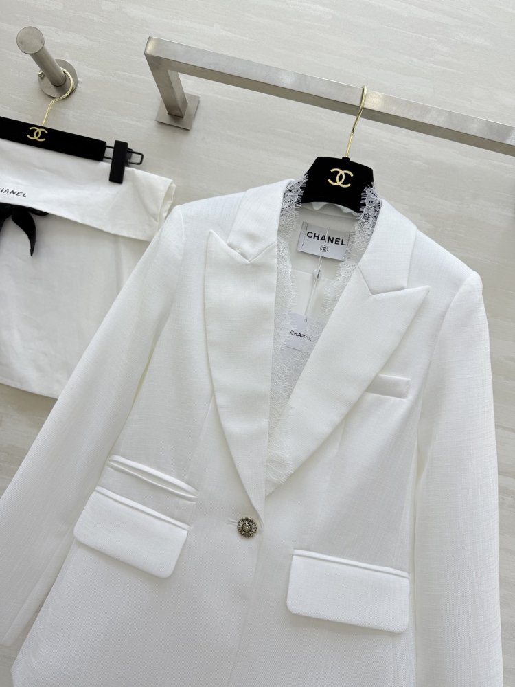 Піджак жіночий білий з мереживний обробкою фото 7