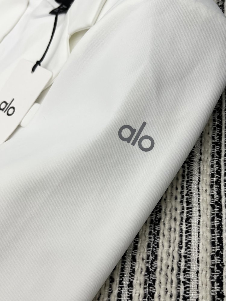 Пиджак женский белый фото 5