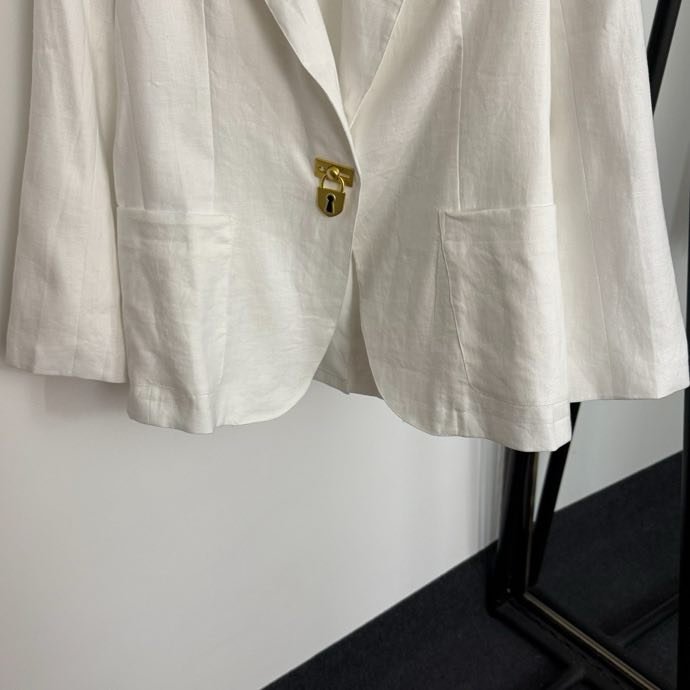 A jacket female from long sleeves фото 2